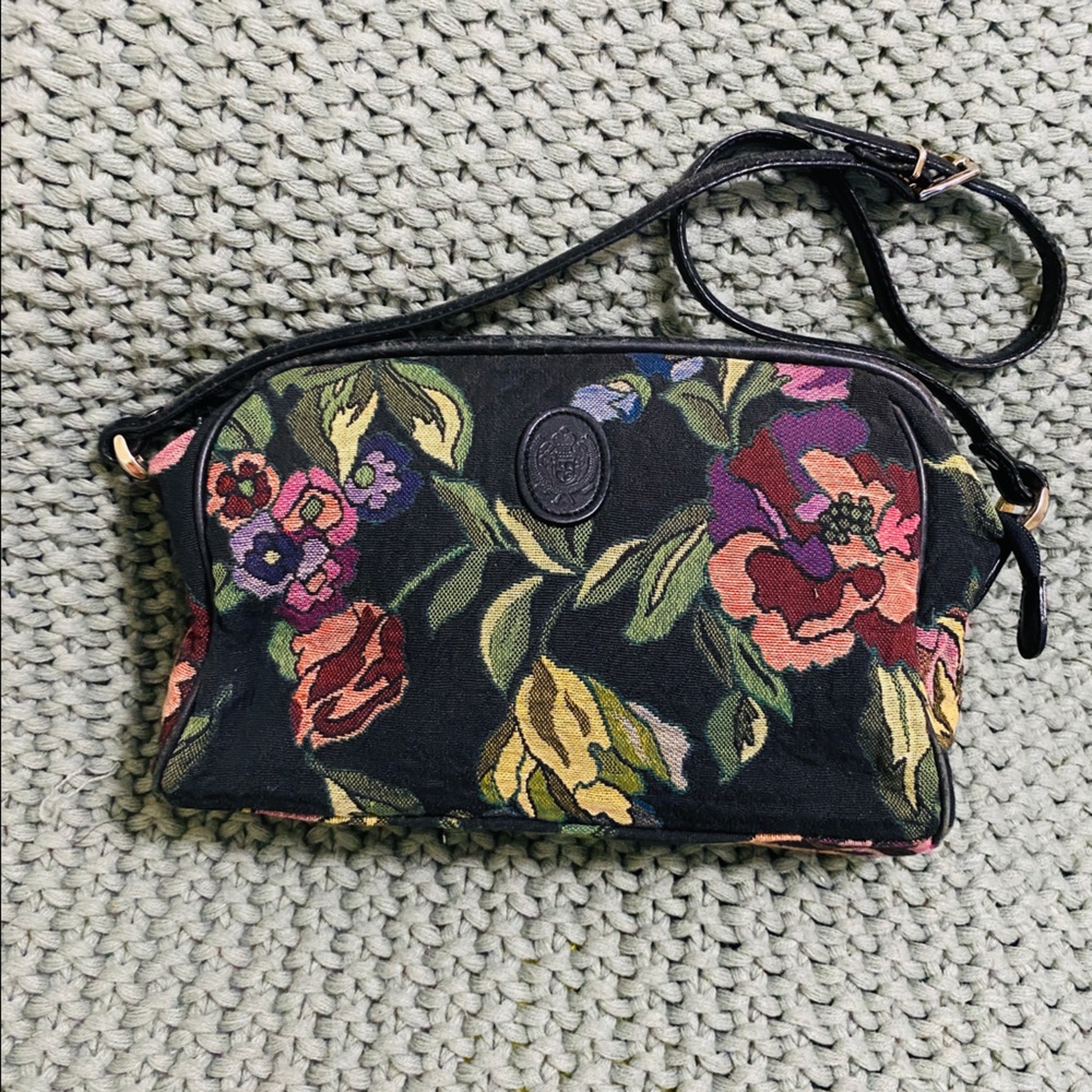 Liz Claiborne vintage black needlepoint purse bag 90s floral